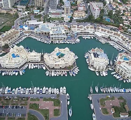 Atlantis Puerto Marina - 1 Minuto De La Playa Benalmadena