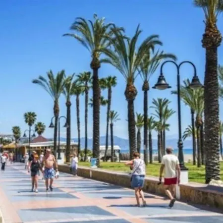 Atlantis Puerto Marina - 1 Minuto De La Playa Benalmadena